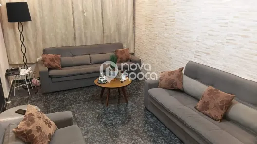 Casa com 6 Quartos à venda, 194m² no Madureira, Rio de Janeiro