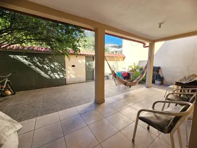 Casa com 2 Quartos à venda, 9248m² no Centro, Nilópolis