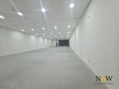 Galpão/Depósito/Armazém para alugar, 400m² no Vila Romana, São Paulo