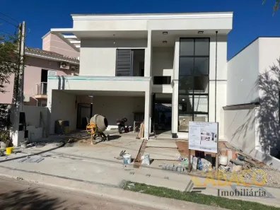 Sobrado com 4 Quartos à venda, 257m² no Jardim Jockey Clube, São Carlos