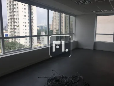 Sala Comercial para alugar, 240m² no Vila Olímpia, São Paulo
