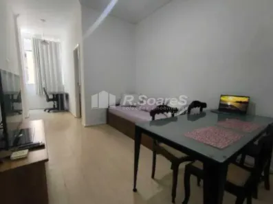 Apartamento com 2 Quartos à venda, 62m² no Copacabana, Rio de Janeiro