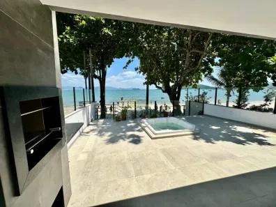 Casa com 5 Quartos para alugar, 300m² no , Porto Belo