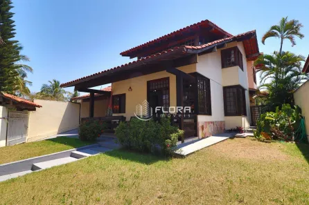 Casa com 5 Quartos à venda, 327m² no Camboinhas, Niterói