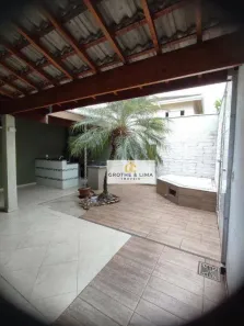 Casa de Condomínio com 3 Quartos à venda, 90m² no Condomínio Residence Club, Jacareí
