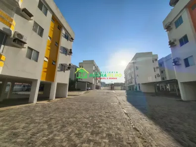 Apartamento com 4 Quartos para alugar, 90m² no Campestre, Teresina
