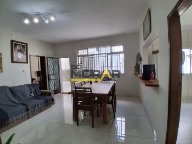 Casa com 3 Quartos à venda, 280m² no Santa Cruz, Belo Horizonte