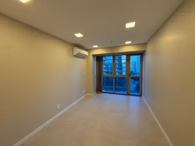 Sala Comercial à venda, 28m² no Recreio dos Bandeirantes, Rio de Janeiro