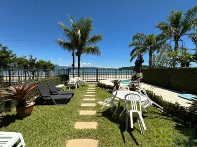 Casa com 3 Quartos para alugar, 150m² no , Porto Belo