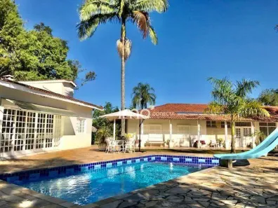 Fazenda/Sítio com 4 Quartos à venda, 754m² no Caxambu, Jundiaí