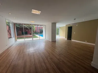 Casa de Condomínio com 3 Quartos para alugar, 250m² no Alphaville, Santana de Parnaíba