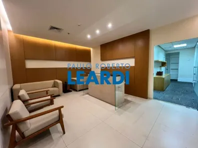Sala Comercial para alugar, 133m² no Cidade Monções, São Paulo