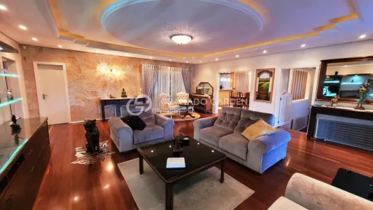 Casa com 5 Quartos à venda, 549m² no Centro, Canela