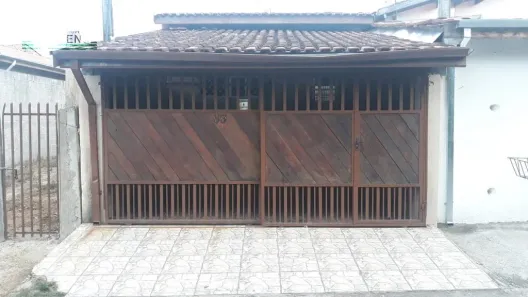Casa com 3 Quartos à venda, 80m² no Mombaça, Pindamonhangaba