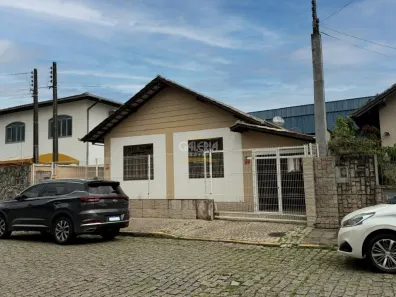 Imóvel Comercial com 3 Quartos à venda, 141m² no Anita Garibaldi, Joinville