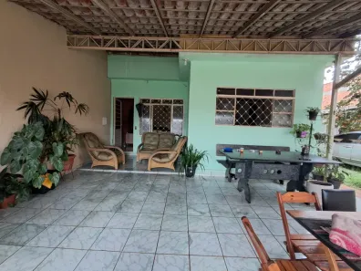 Casa com 3 Quartos à venda, 300m² no Setor Tradicional, Brasília