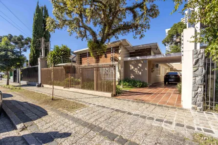 Casa com 4 Quartos à venda, 300m² no Alto da Rua XV, Curitiba