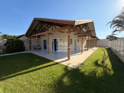 Casa com 3 Quartos à venda, 108m² no Balneário Riviera, Matinhos