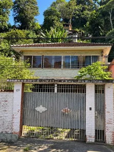 Casa com 4 Quartos à venda, 160m² no Quarteirão Ingelheim, Petrópolis