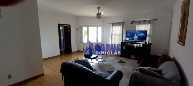 Casa com 3 Quartos à venda, 294m² no Jardim Cuiabá, Cuiabá