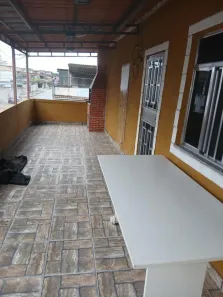 Sobrado com 2 Quartos para alugar, 50m² no Grande Rio, São João de Meriti
