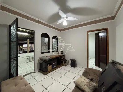 Casa com 1 Quarto à venda, 55m² no César de Almeida, Marília