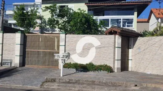 Casa com 4 Quartos à venda, 277m² no Piratininga, Niterói