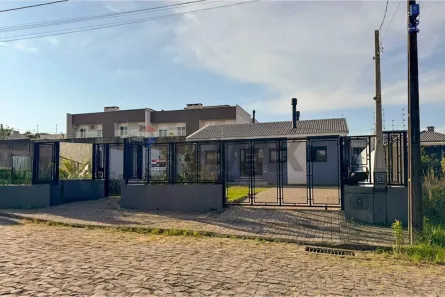 Casa com 3 Quartos à venda, 100m² no Camobi, Santa Maria