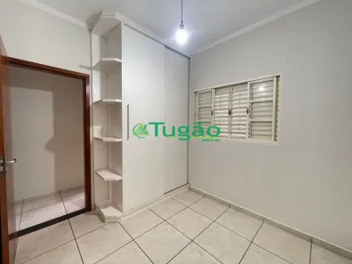 Casa com 3 Quartos para alugar, 170m² no Jardim Laguna, Mirassol