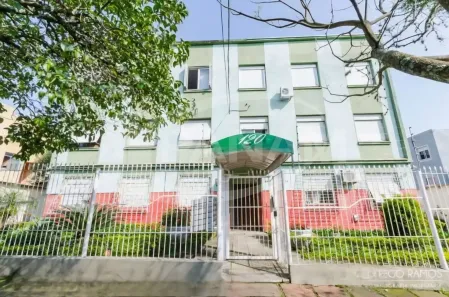 Apartamento com 2 Quartos à venda, 52m² no São Sebastião, Porto Alegre
