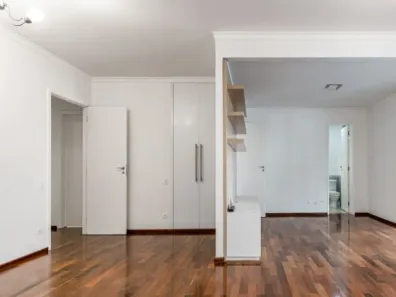 Apartamento com 3 Quartos à venda, 140m² no Moema, São Paulo