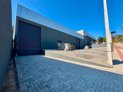 Galpão/Depósito/Armazém para alugar, 273m² no Araras, Chapecó