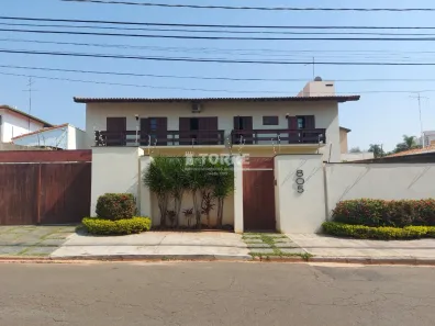Sobrado com 4 Quartos à venda, 478m² no Chácara Primavera, Campinas