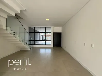 Sobrado com 3 Quartos à venda, 171m² no Santo Antônio, Joinville