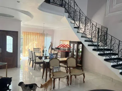 Sobrado com 4 Quartos à venda, 296m² no Jardim Apolo II, São José dos Campos