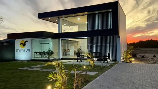 Lote/Terreno à venda, 300m² no Praia de Mariluz, Imbé