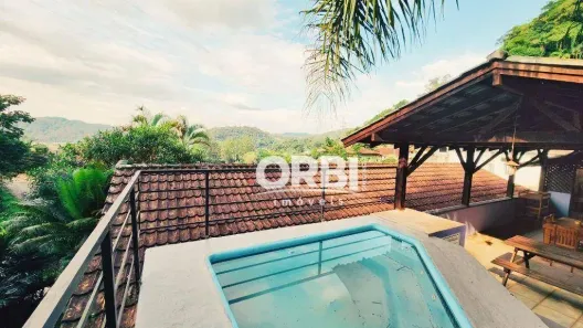 Casa com 5 Quartos à venda, 327m² no Progresso, Blumenau