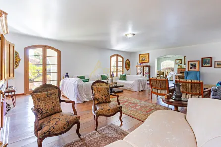 Casa com 4 Quartos à venda, 528m² no Jardim Leonor, São Paulo