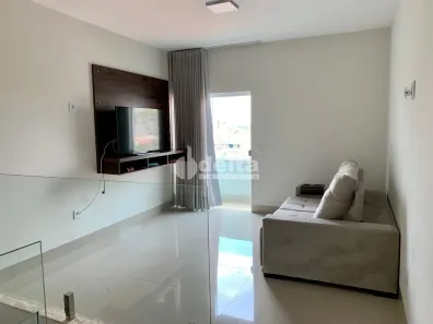 Casa com 3 Quartos à venda, 250m² no Jardim Canaã, Uberlândia