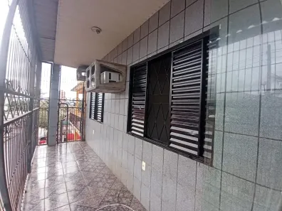 Casa com 3 Quartos para alugar, 50m² no Ponta Negra, Manaus