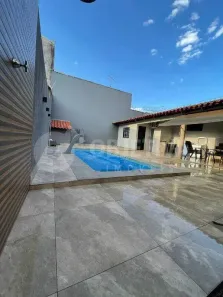 Casa com 3 Quartos à venda, 128m² no Jardim Patrícia, Uberlândia