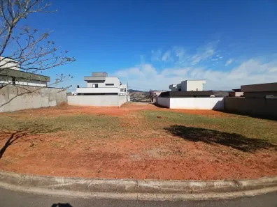 Lote/Terreno à venda, 275m² no Condominio Cataguá Way, Taubaté