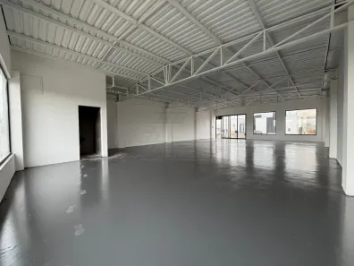 Ponto Comercial para alugar, 243m² no Loteamento Residencial Jardim dos Pinheiros, Americana