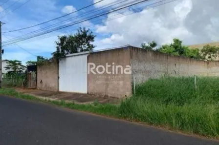 Lote/Terreno à venda, 418m² no Tibery, Uberlândia