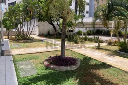 Apartamento com 2 Quartos para alugar, 57m² no Petrópolis, Natal