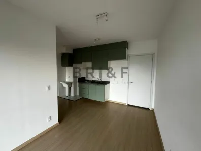 Apartamento com 2 Quartos para alugar, 45m² no Santo Amaro, São Paulo