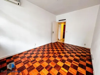 Apartamento com 3 Quartos à venda, 202m² no Centro Histórico, Porto Alegre