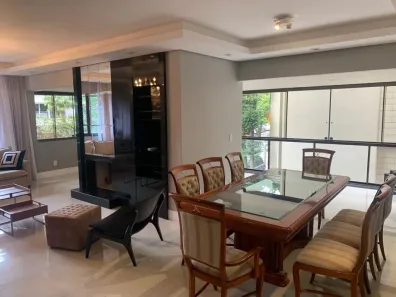 Apartamento com 3 Quartos para alugar, 171m² no Moinhos de Vento, Porto Alegre