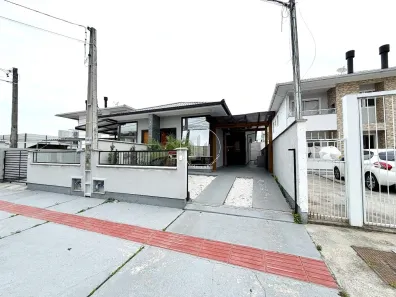 Casa com 3 Quartos à venda, 70m² no Nova Palhoça, Palhoça