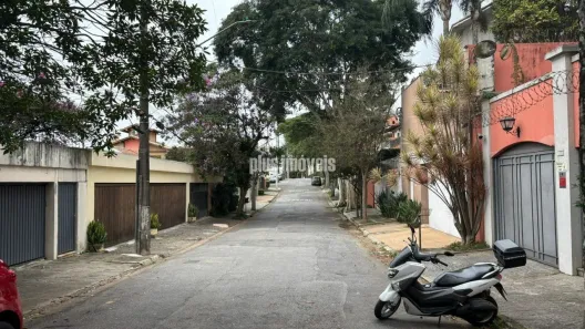 Lote/Terreno à venda, 365m² no Jardim Leonor, São Paulo